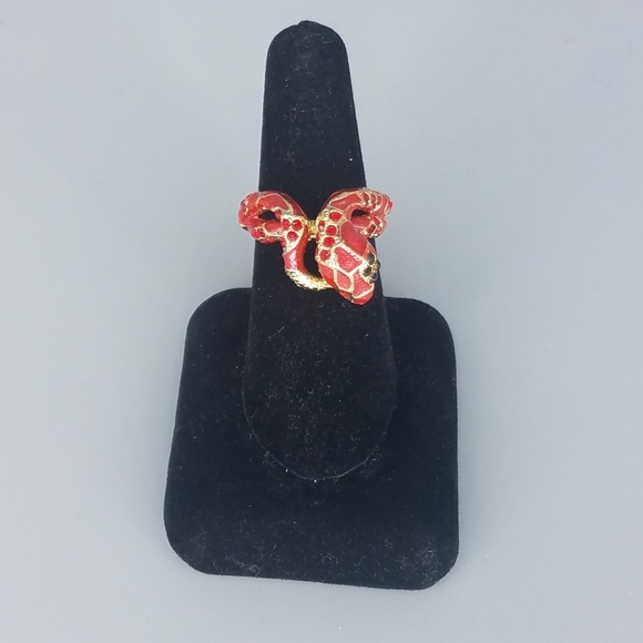 Red Snake Rhinestone Ring - Picture 4 of 7